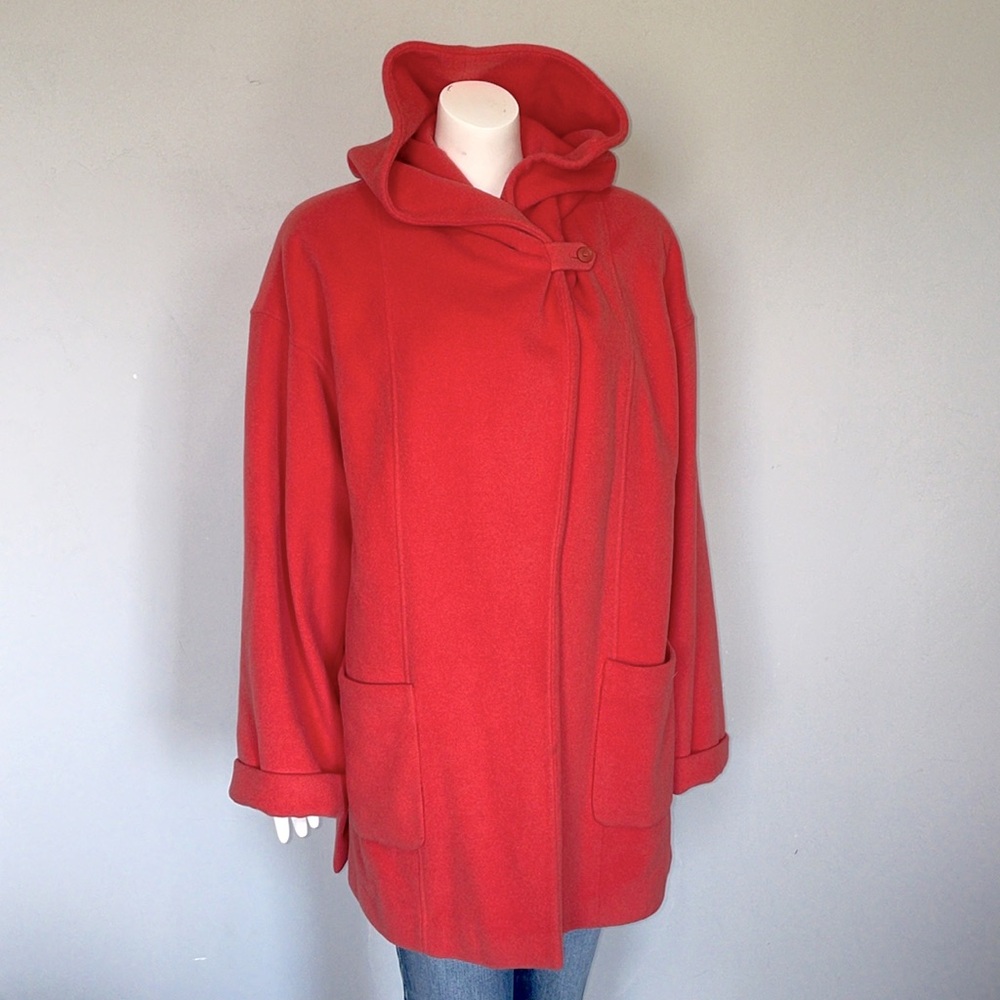 Selection de Givenchy RARE Melon Wool Coat EUC